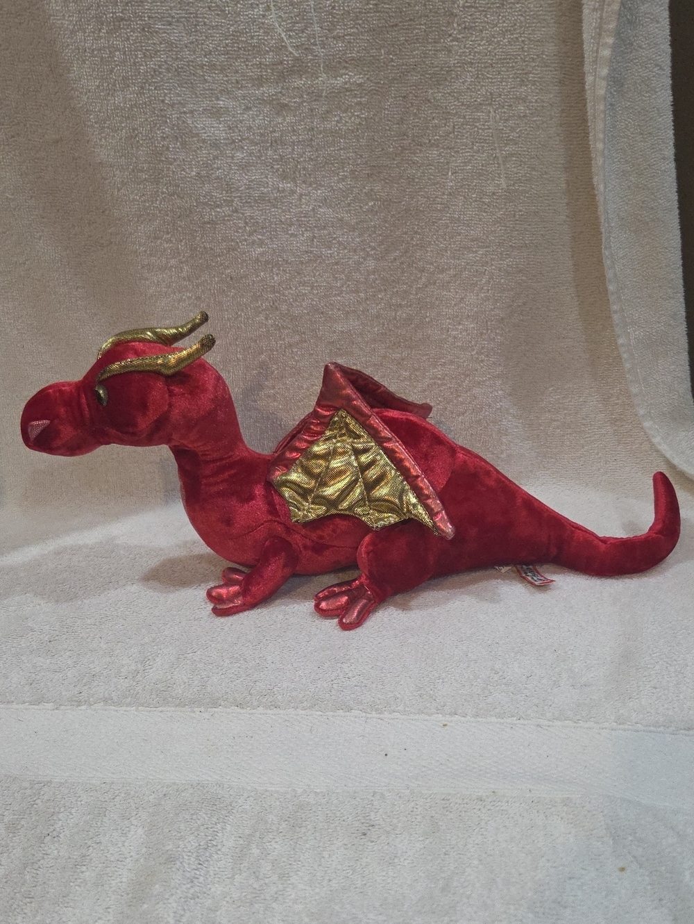 DOUGLAS RETIRED RUBY RED DRAGON PLUSH